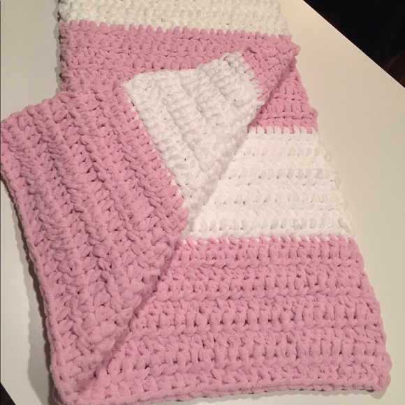 Hand Crocheted Baby Blanket - New - Just Made - Picture 2 of 9